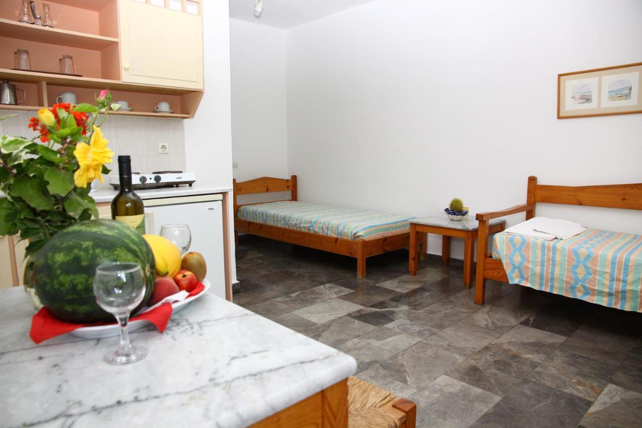 Camari Garden Hotel Apartments Gerani Chanion Extérieur photo
