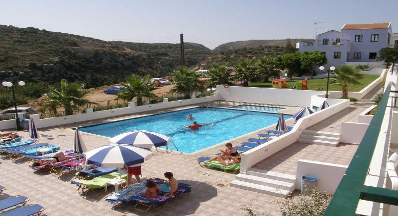 Camari Garden Hotel Apartments Gerani Chanion Extérieur photo